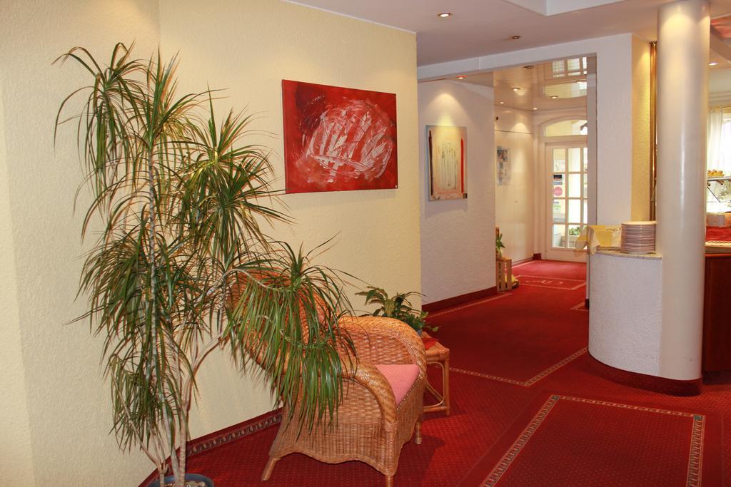 Hotel Garni Wiestor อูเบอร์ลิงเงน ภายนอก รูปภาพ